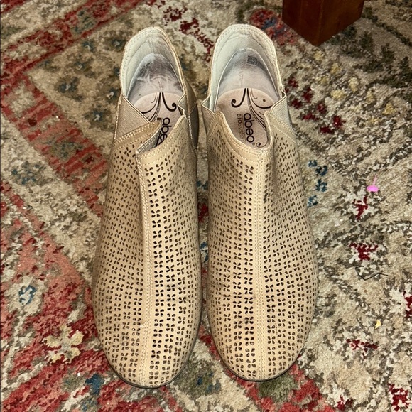 Abeo Tan Ankle Boots - Picture 1 of 9